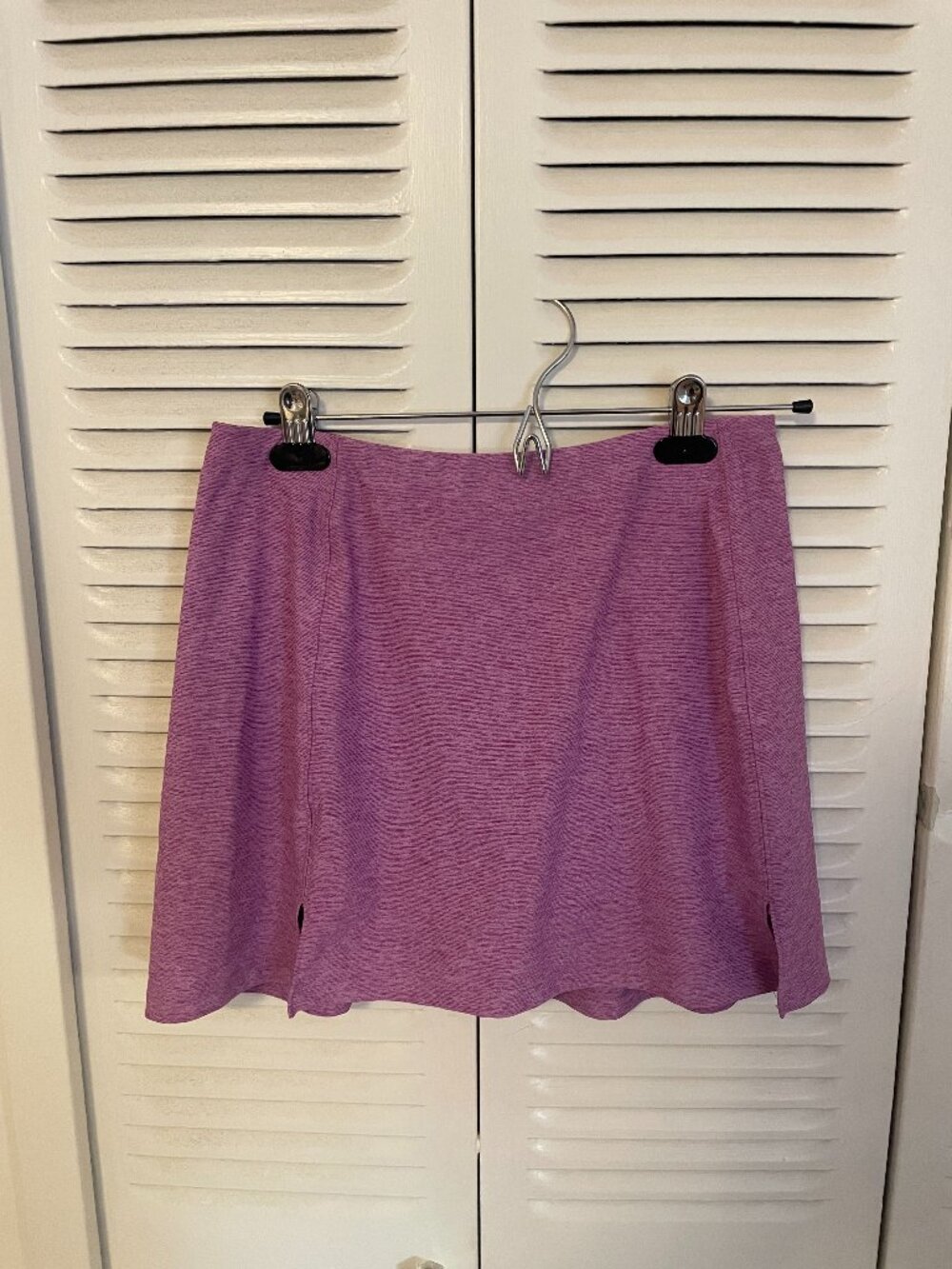 Outdoor Voices 2.5" Warmup Skort Hydrangea/Pink/Purple Size Medium